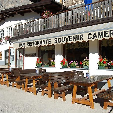 Rifugio Gardeccia Huette Pozza di Fassa Bagian luar foto